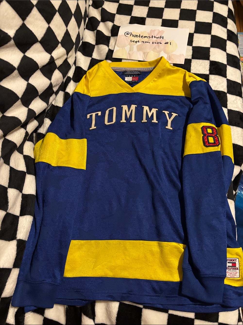 Boys medium Tommy Hilfiger jersey